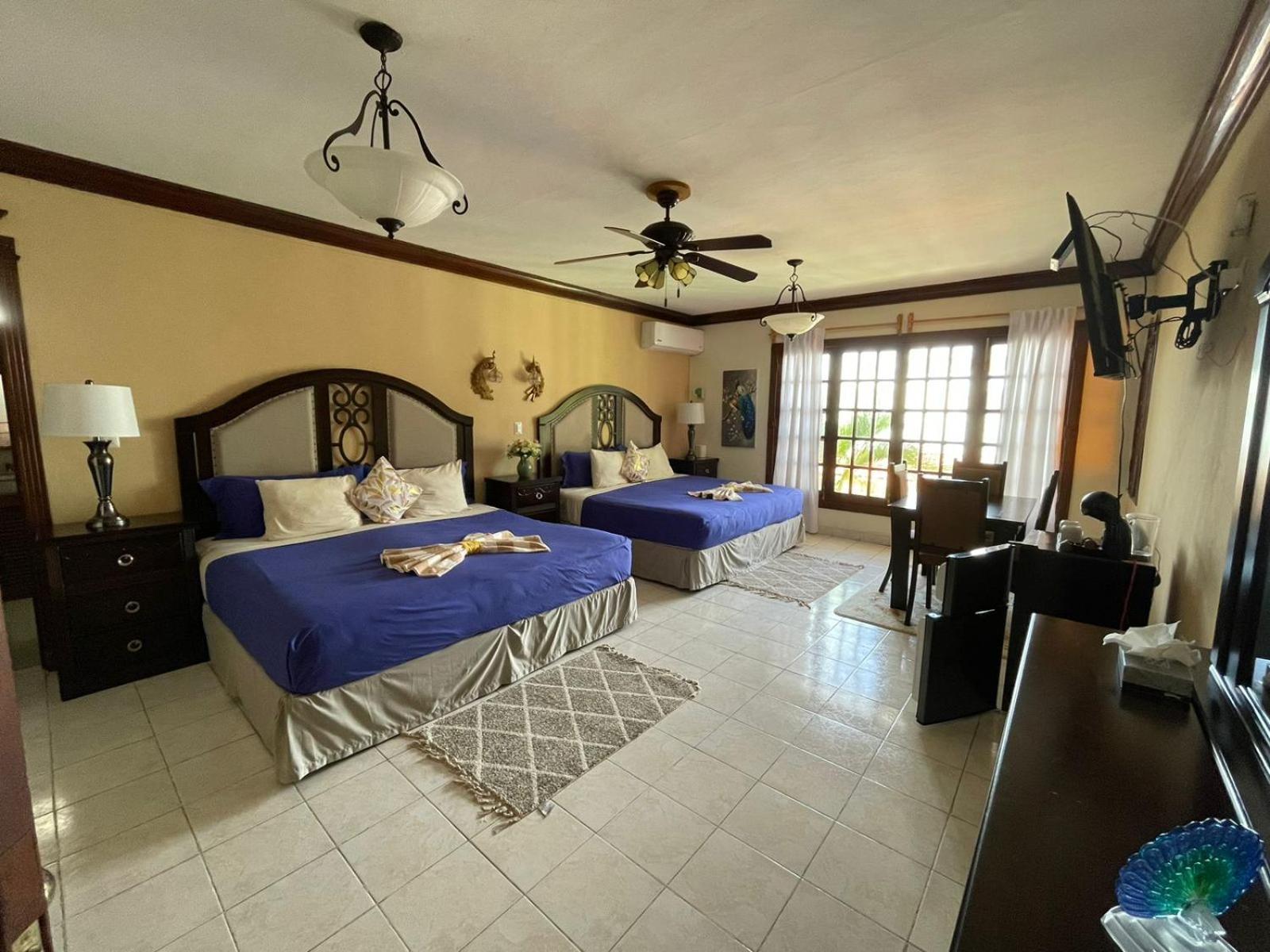 Hotel Boutique Villas Segovia Cozumel Exterior photo