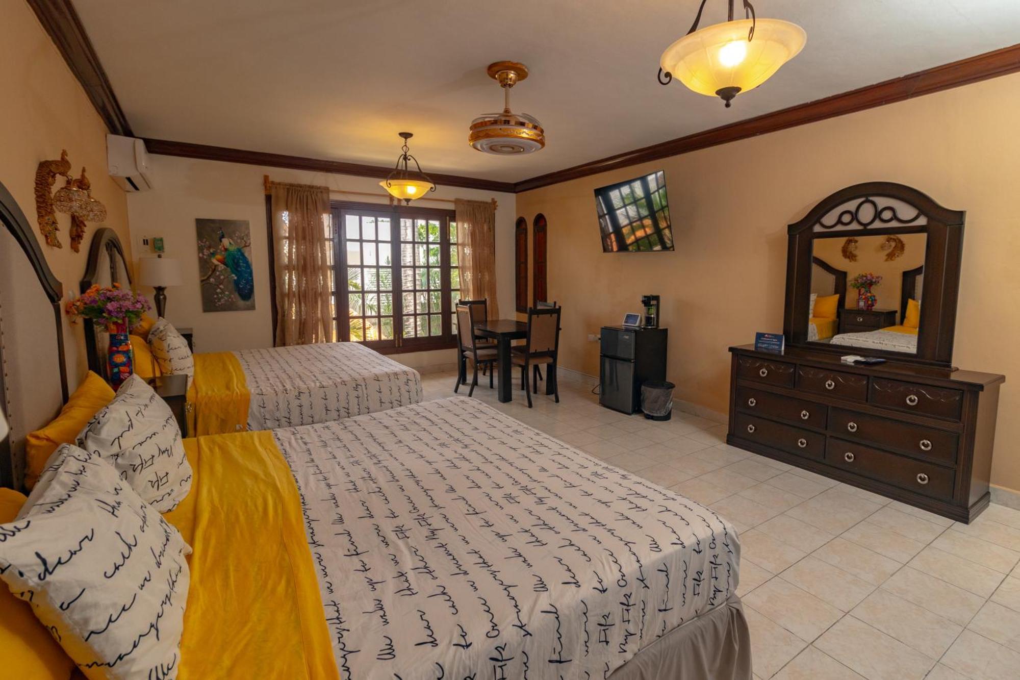 Hotel Boutique Villas Segovia Cozumel Exterior photo